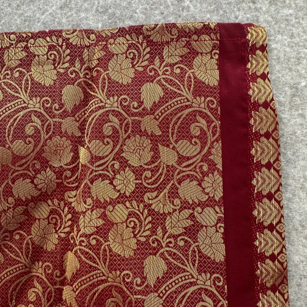 Unbranded Cloth Napkins Set of 4 18x18 Burgundy Gold Floral Brocade Elegant